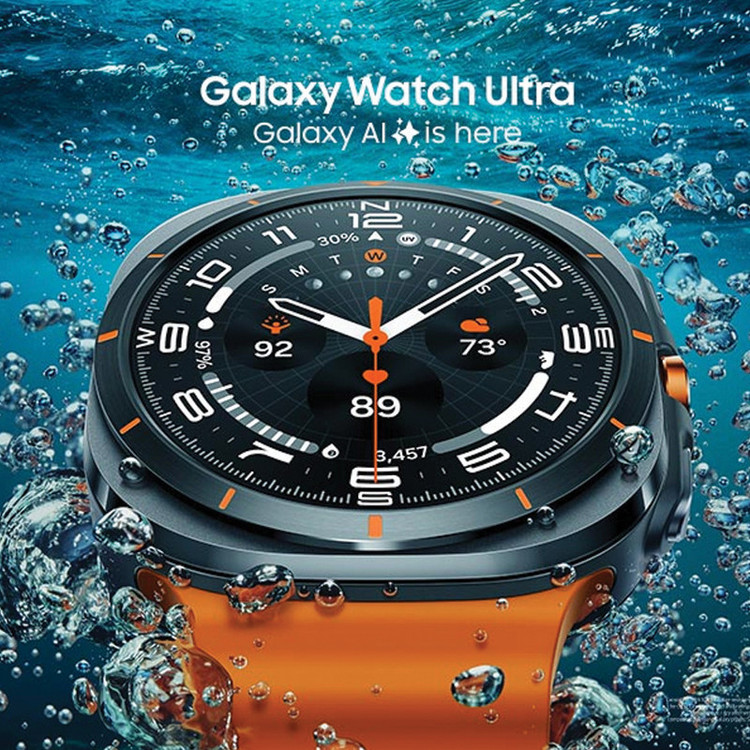 ساعت هوشمند سامسونگ مدل Galaxy Watch Ultra دارای قابلیت های کنترل موسیقی (Music Player)، قابلیت مکالمه از طریق بلوتوث، قابلیت تغییر طرح ساعت یا تم، صفحه همیشه روشن (Always-on Display)، پشتیبانی از دستیار صوتی بند سیلیکون