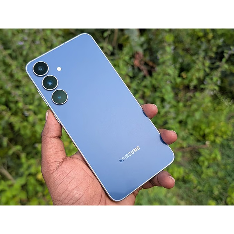 گوشی موبایل سامسونگ مدل Galaxy S25 FE دو سیم کارت ظرفیت 256 گیگابایت و رم 8 گیگابایت - ویتنام - به همراه شارژ 65 وات سه پورت سامسونگ