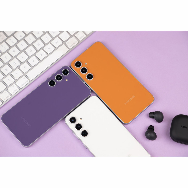 گوشی موبایل سامسونگ مدل Galaxy S23 FE دو سیم کارت ظرفیت 256 گیگابایت و رم 8 گیگابایت به همراه شارژر سامسونگ
