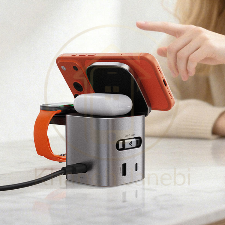 استند و شارژر وایرلس چند کاره مگ سیف ایس فست ACEFAST Z9 با قابلیت شارژ اپل واچ